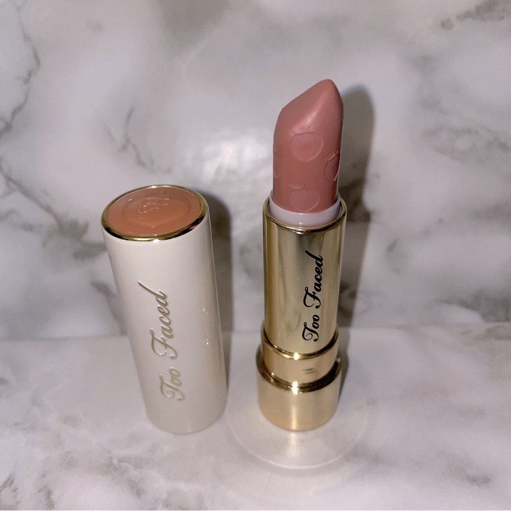 Too Faced Peach Kiss Moisture Matte Long Wear Lipstick in Sunday Funday